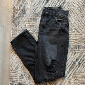 AE size 4 Regular High-Rise distressed mom jeans
